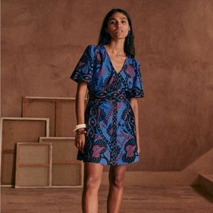 Sézane robe LOHLA size 6 NWT